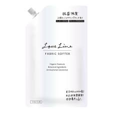 Концентрированный кондиционер для белья с ароматом белого мускуса МЭУ 1л. "Mitsuei" "Love Line"