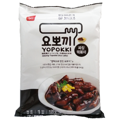 Рисовые клецки (топокки) с соусом чаджан "Black soybean sauce Topokki (rice cake) 240г., Корея