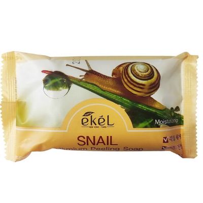 Отшелушивающее косметическое мыло с Муцином Улитки  "Ekel" Peeling Soap Snail, 150 гр, Корея