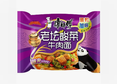 Лапша со вкусом квашеной капусты и говядины Kangshifu пакет 117г КНР
